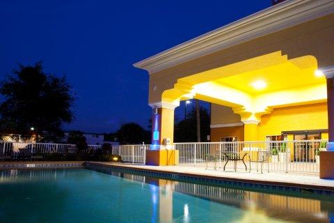Hotel Western Airport/lake Mary 3*
